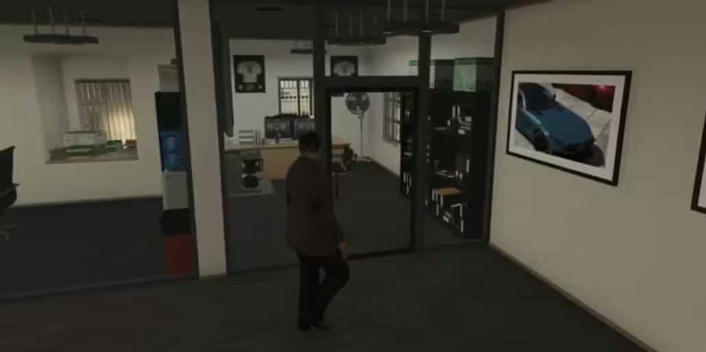 Vinewood Car Showroom FiveM Script — esx 6