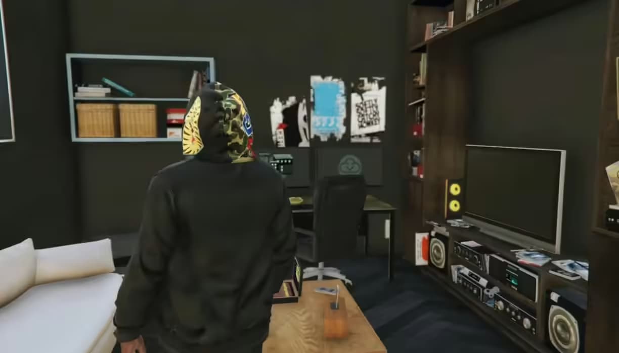 Chicago [Hoods] | 2 Interiors + 24/7 MLO